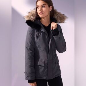 Aritzia Golden by TNA Larsen Black Winter Parka Size Small Down Feather Parka